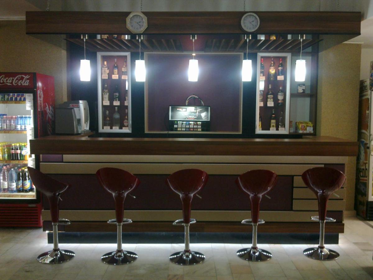 Hotel Traian Caciulata Călimăneşti المظهر الخارجي الصورة